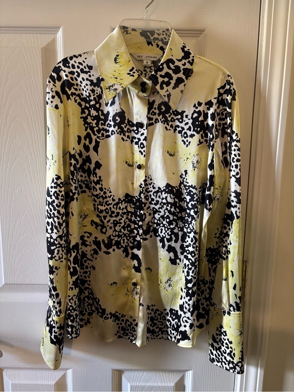 St. John Black and Yellow Abstract Silk Button-Down long sleeve Blouse